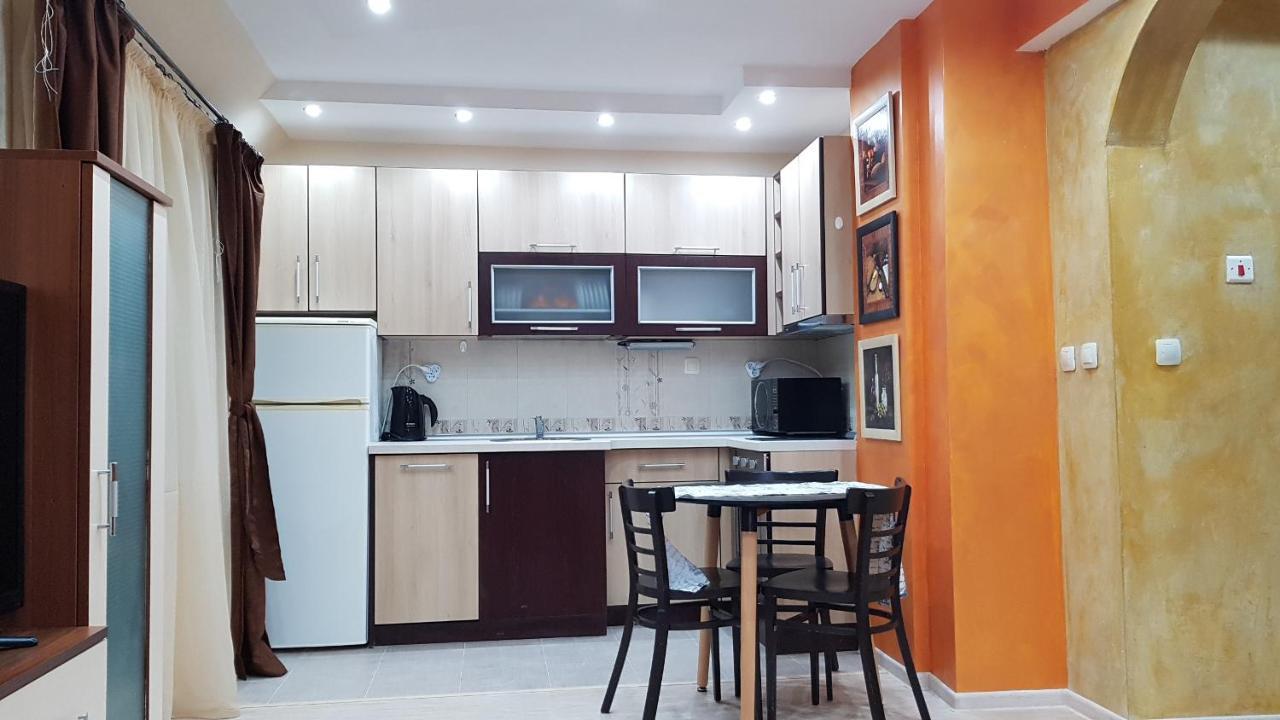 Yana Apartments Sandanski Esterno foto
