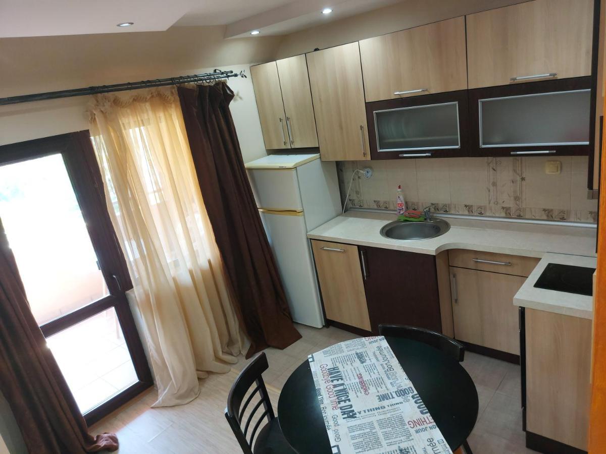 Yana Apartments Sandanski Esterno foto