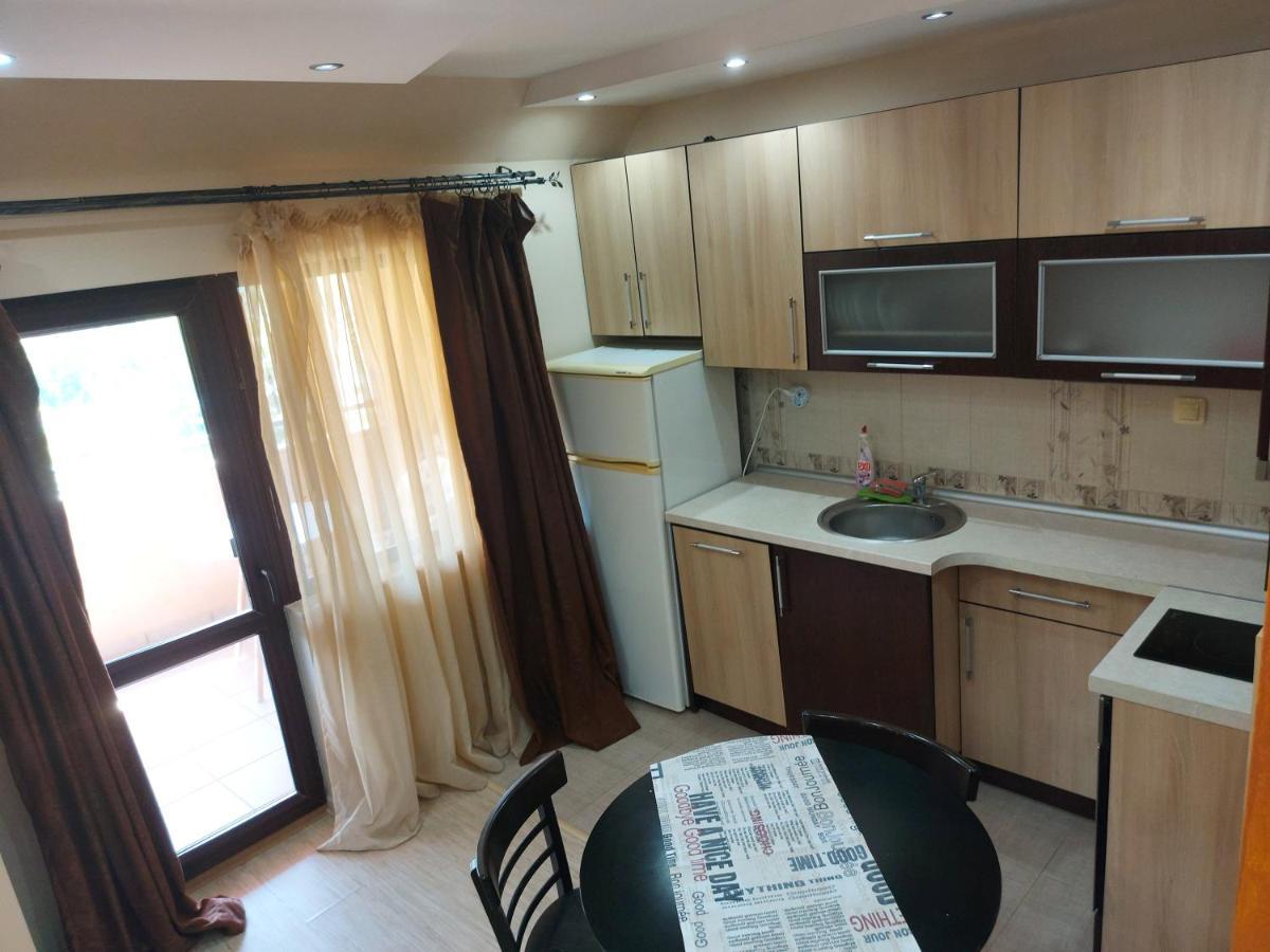 Yana Apartments Sandanski Esterno foto