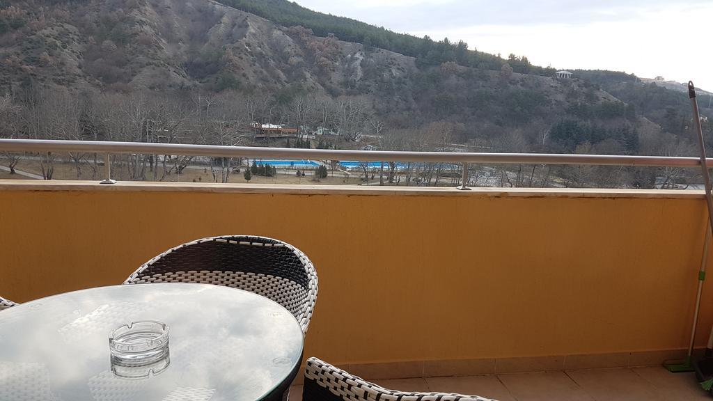 Yana Apartments Sandanski Esterno foto